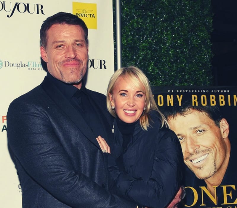 sage-robbins-wiki-tonny-robbin-s-wife-age-kids-family-net-worth